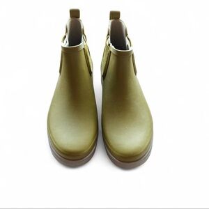 Bogs Bloom Rain Boots 🌿 — Size 9